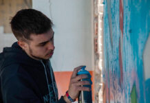 La felicità si impara davvero? Carpi dice di sì